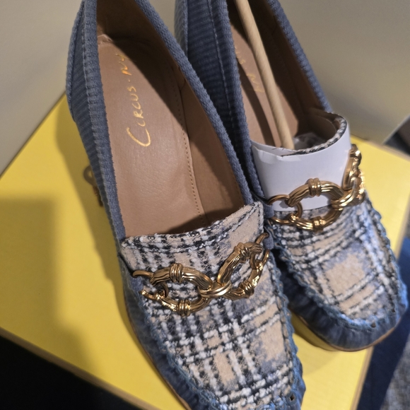 Circus by Sam Edelman Corduroy Blue and Brown Heeled Loafers - Picture 3 of 10